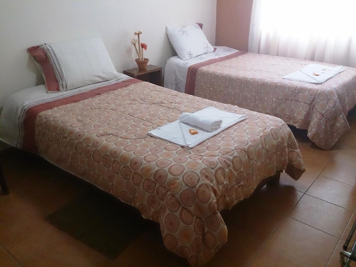 Plaza Pueblo Hotel Вальегранде Номер фото